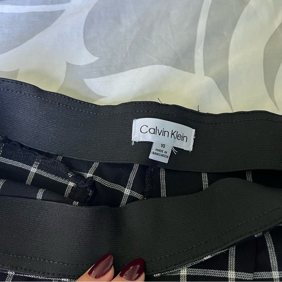 Calvin Klein Ankle Pants - Picture 3 of 6